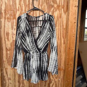 Fora Black and White Romper (Size M)
